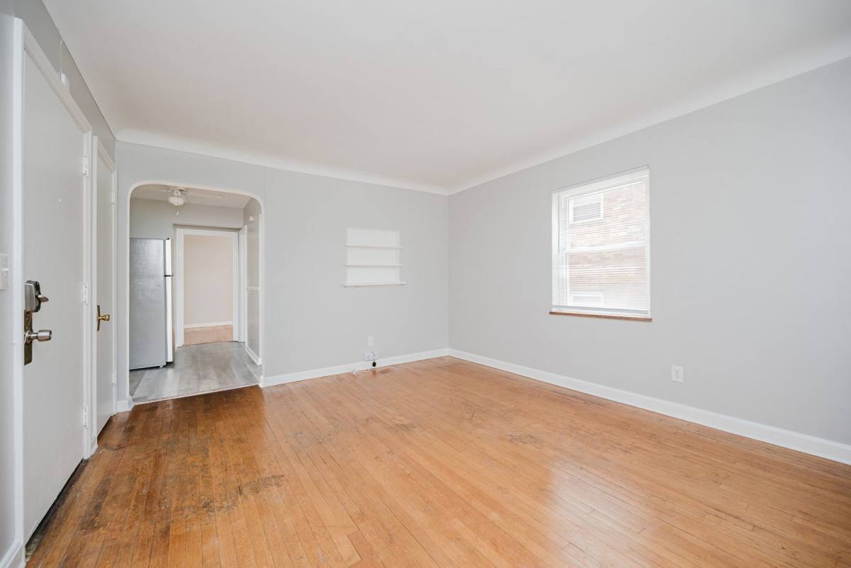 Apartment for rent at 5828 Ridge Ave #5, Cincinnati, OH 45213