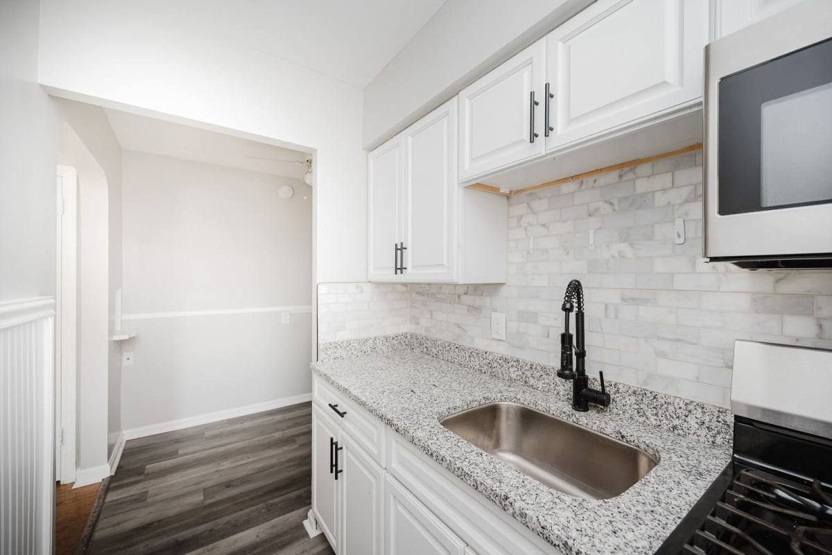 Apartment for rent at 5828 Ridge Ave #5, Cincinnati, OH 45213