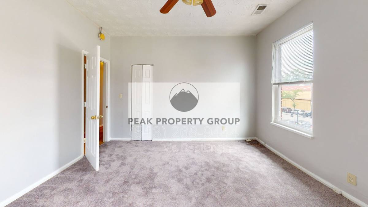 Apartment for rent at 2610 Woodburn Ave #1, Cincinnati, OH 45206