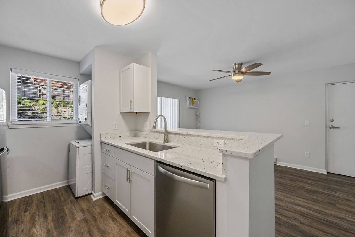 Apartment for rent at 2557 Hackberry St #6, Cincinnati, OH 45206