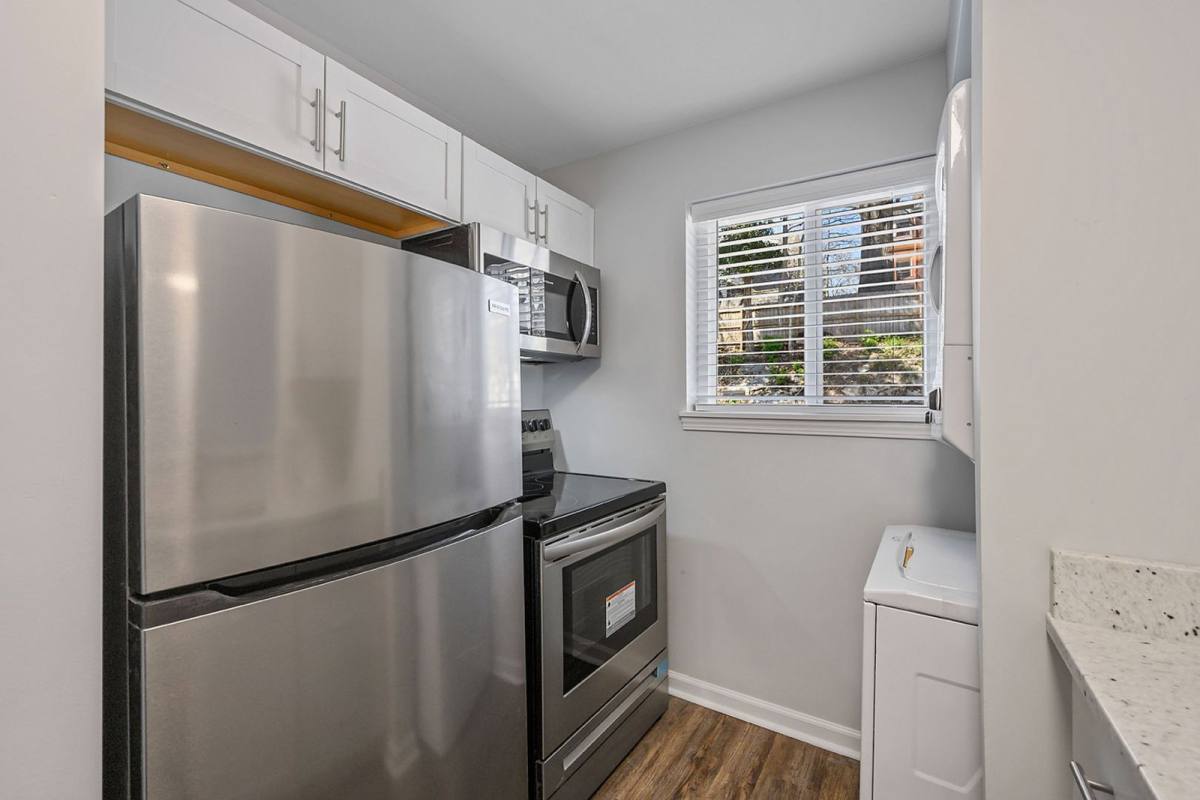 Apartment for rent at 2557 Hackberry St #6, Cincinnati, OH 45206
