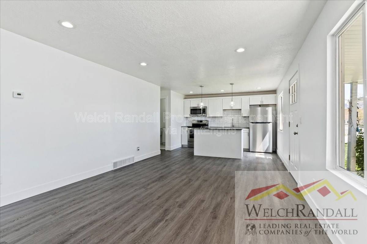 Apartment for rent at 212 W 4800 S, Salt Lake City, UT 84107