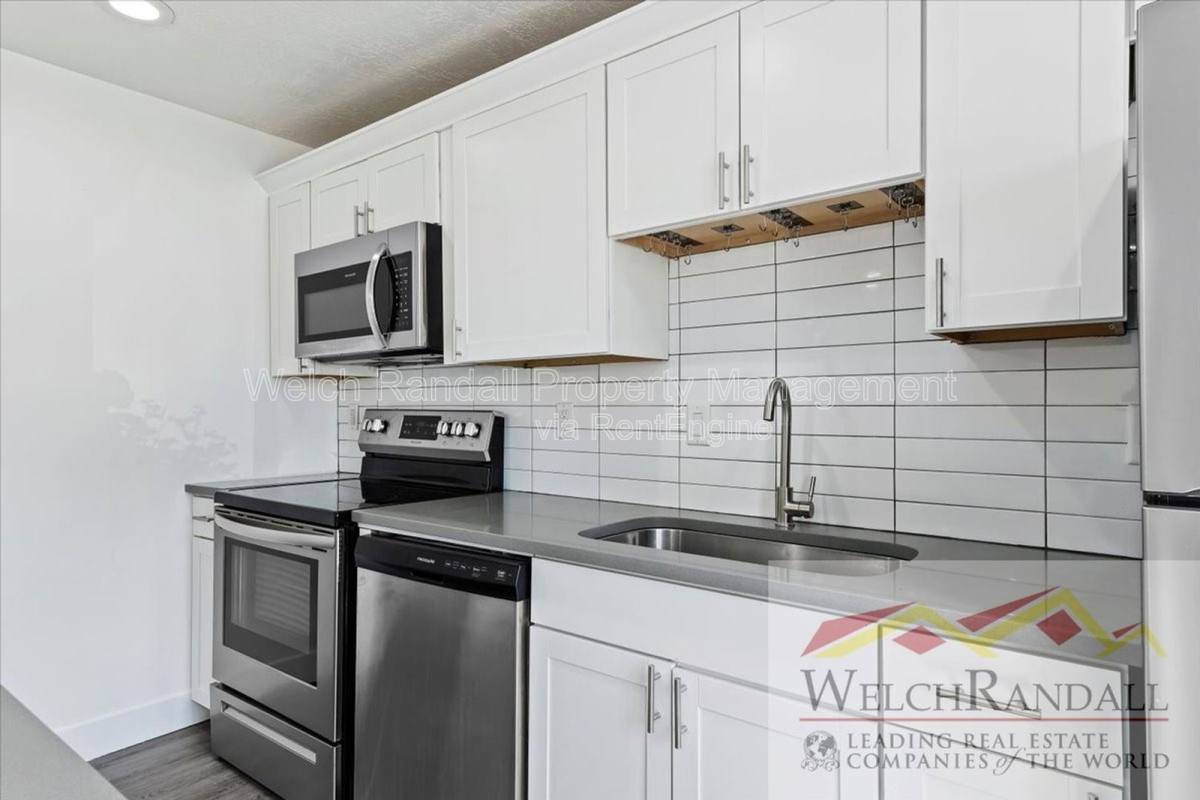 Apartment for rent at 212 W 4800 S, Salt Lake City, UT 84107