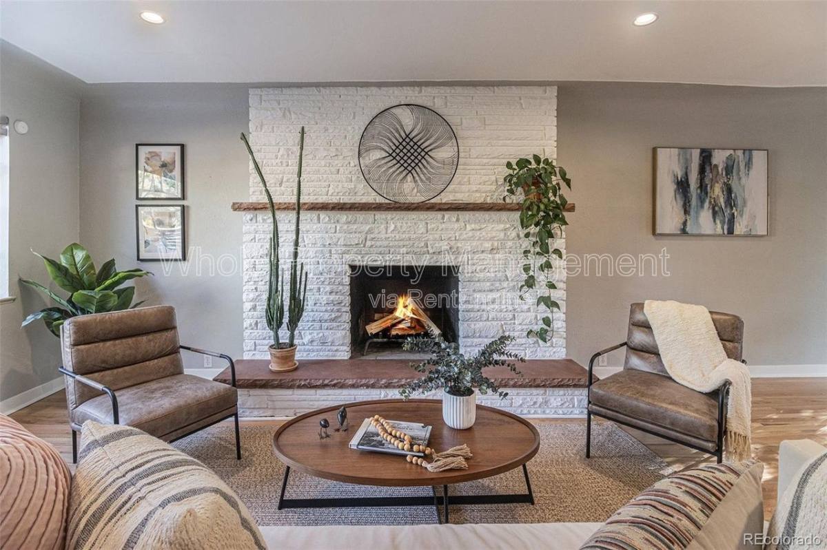 Apartment for rent at 1579 Fairfax St, Denver, CO 80220