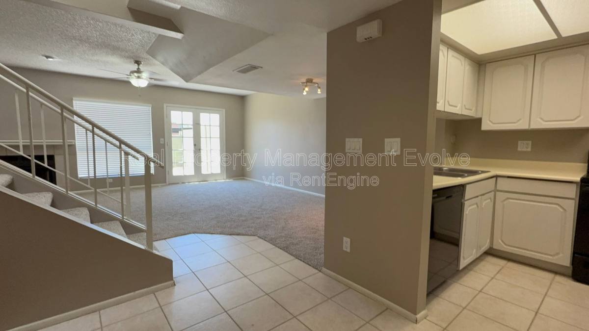 Condo for rent at 815 E Grovers Ave #24, Phoenix, AZ 85022