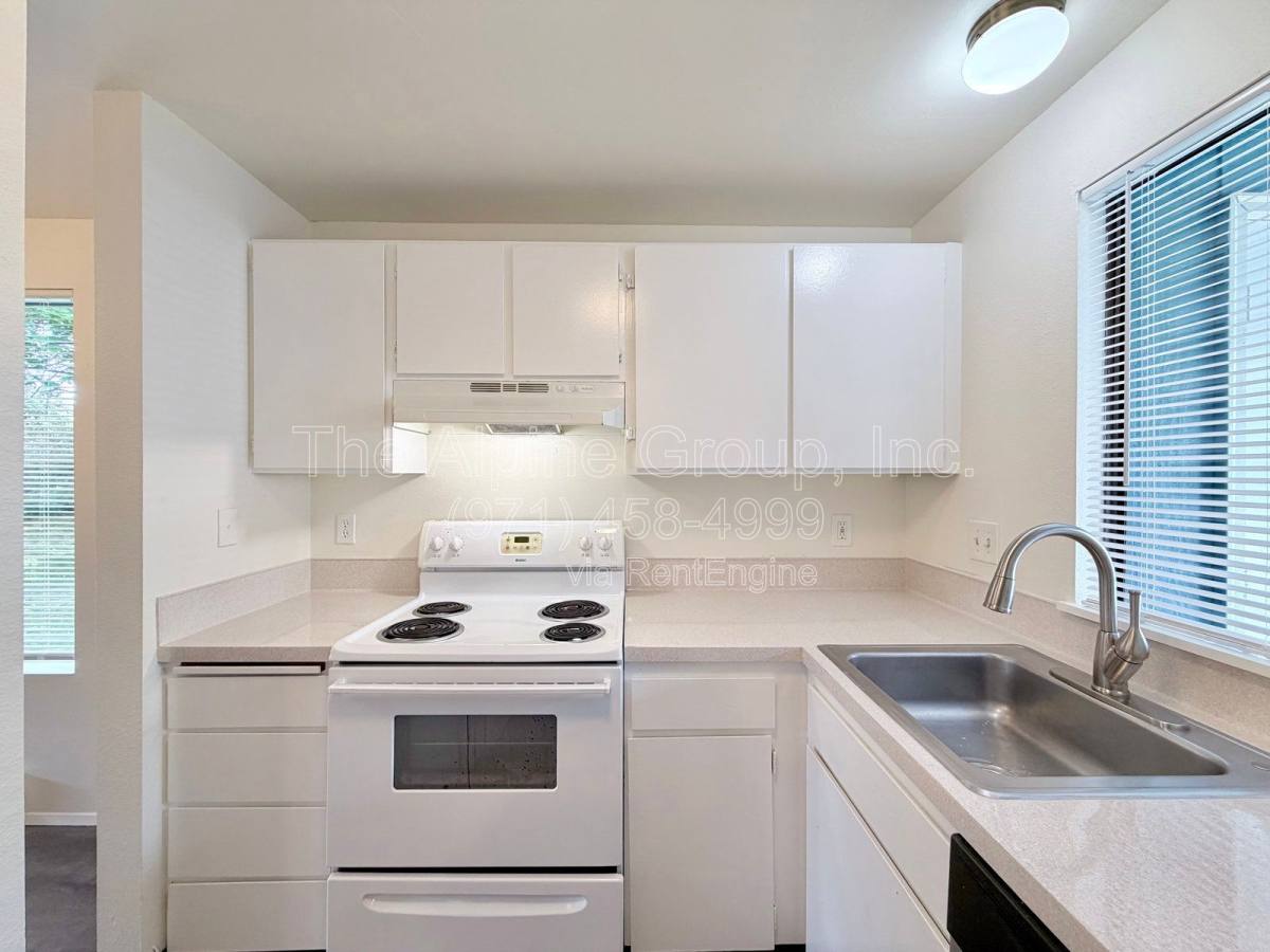 Apartment for rent at 3800 NW Chemult Place #D, Portland, OR 97229
