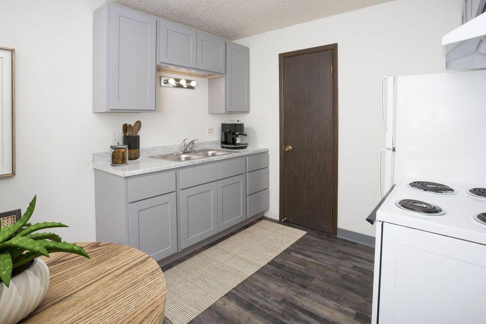 Apartment for rent at 850 Lake Elmo Dr, Billings, MT 59105