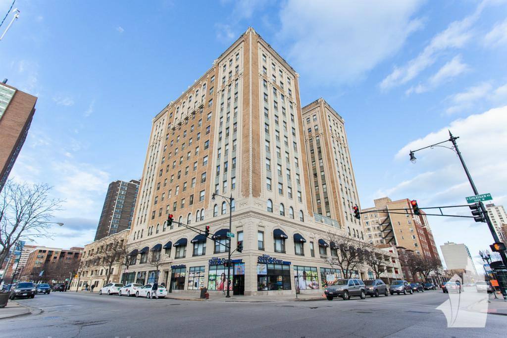 Apartment for rent at 4607 N Sheridan Rd #1112, Chicago, IL 60640