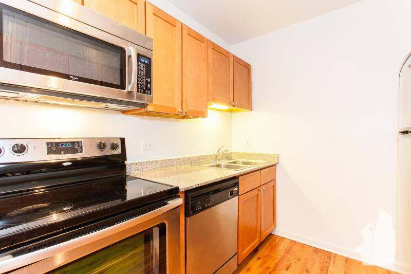 Apartment for rent at 4607 N Sheridan Rd #1112, Chicago, IL 60640