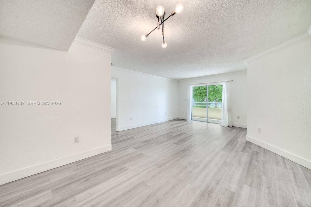 Apartment for rent at 10795 SW 108th Ave #O, Miami, FL 33176