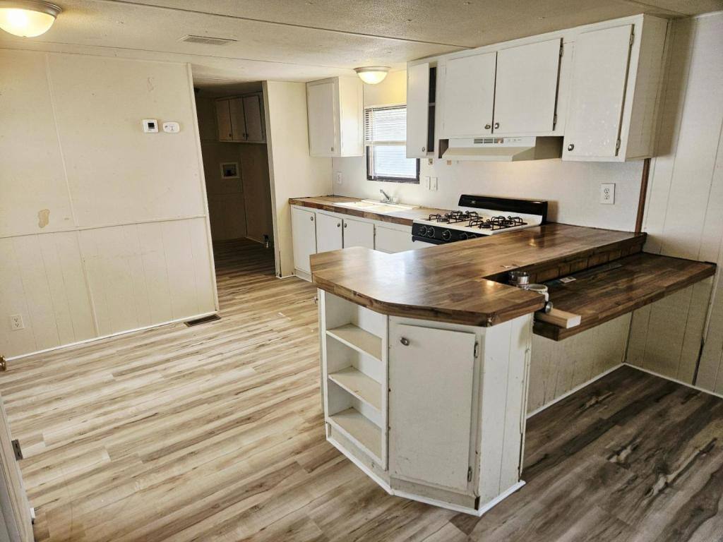 House for rent at 300 Medary Ave S #60, Brookings, SD 57006