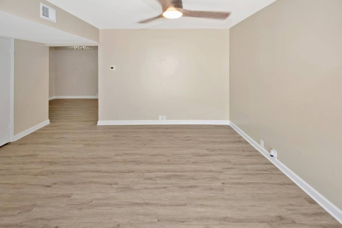 Townhouse for rent at 7021 Stonington Lane, Charlotte, NC 28227