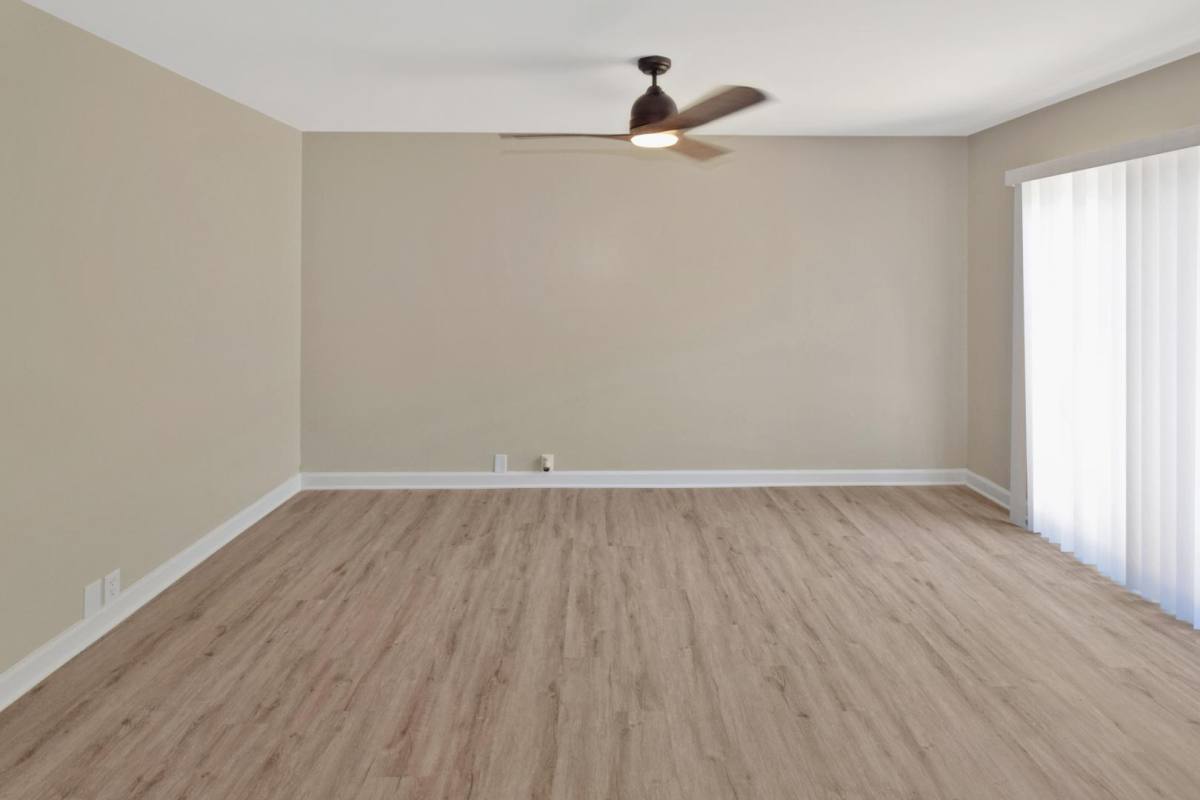 Townhouse for rent at 7021 Stonington Lane, Charlotte, NC 28227