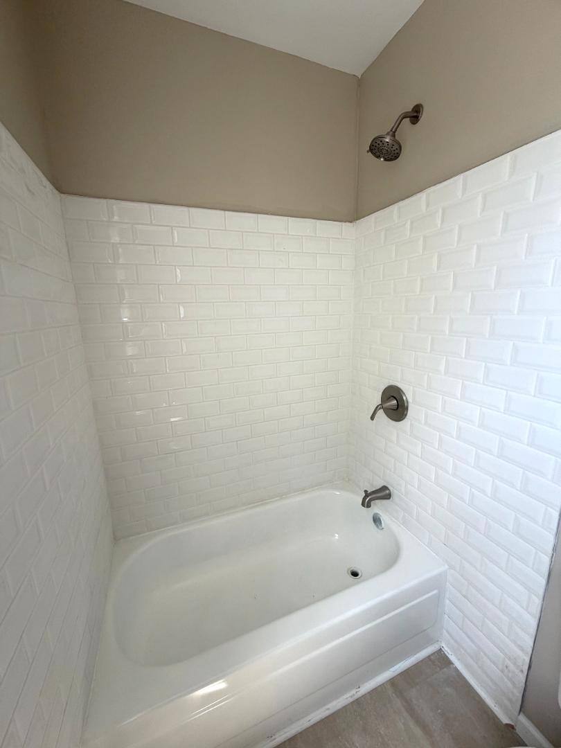 Apartment for rent at 6704-6706 Idaho Ave #6706 1F, Saint Louis, MO 63111