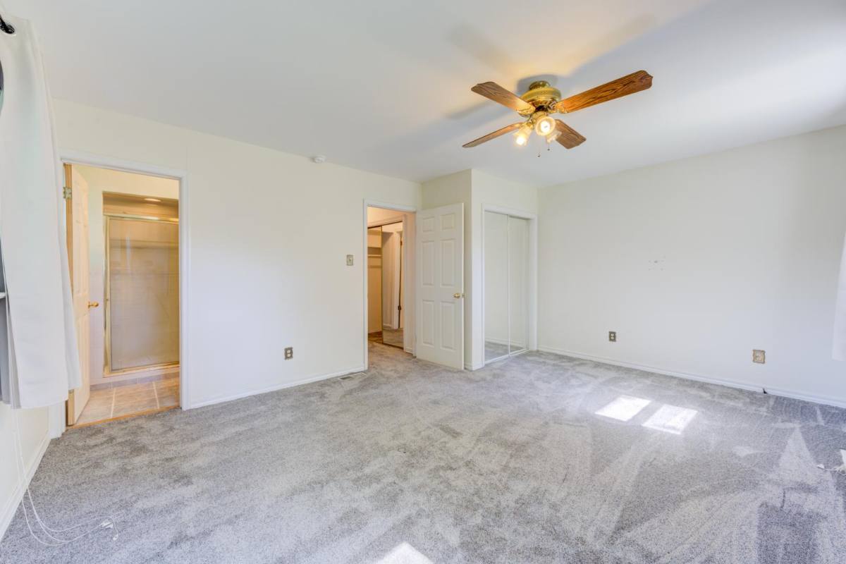 House for rent at 116 Graham Rd, Florissant, MO 63031