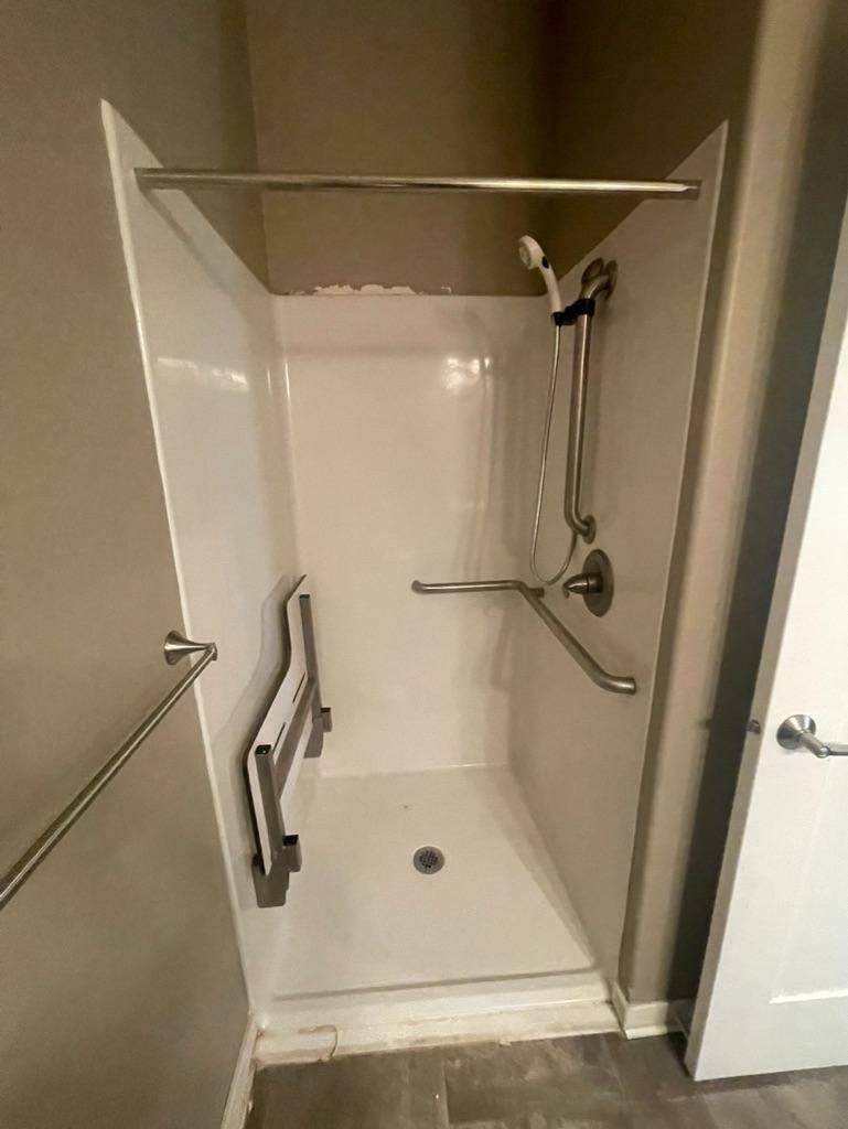 Condo for rent at 402 4th St SW 414, Mason City, IA 50401