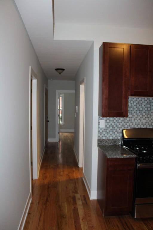 Apartment for rent at 639 W Oakdale, Chicago, IL 60657