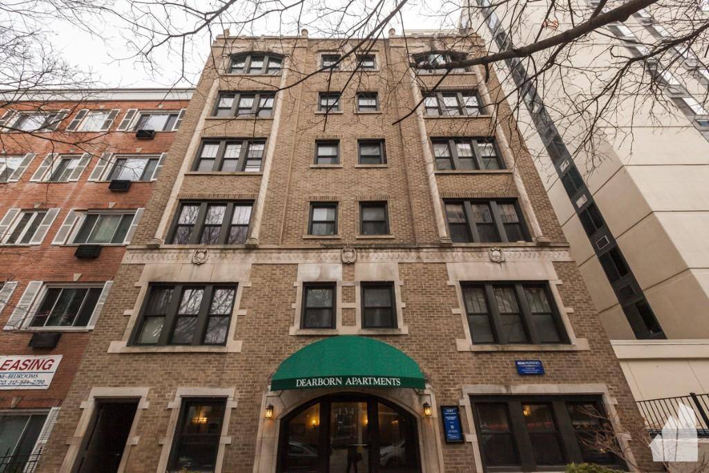 Apartment for rent at 1347 N Dearborn St #607, Chicago, IL 60610
