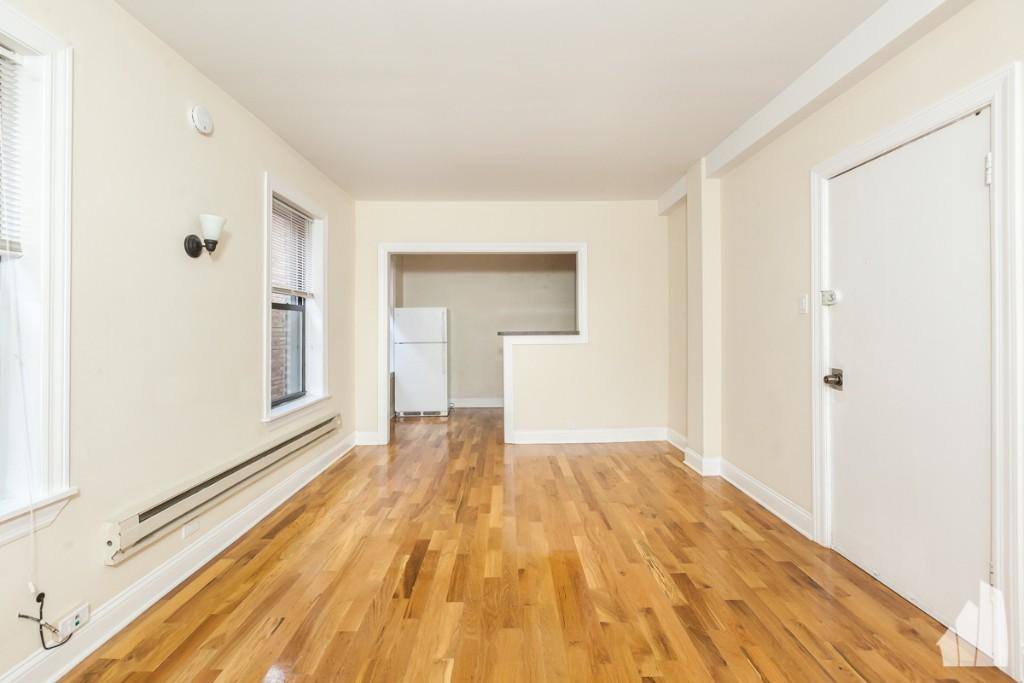 Apartment for rent at 1347 N Dearborn St #607, Chicago, IL 60610