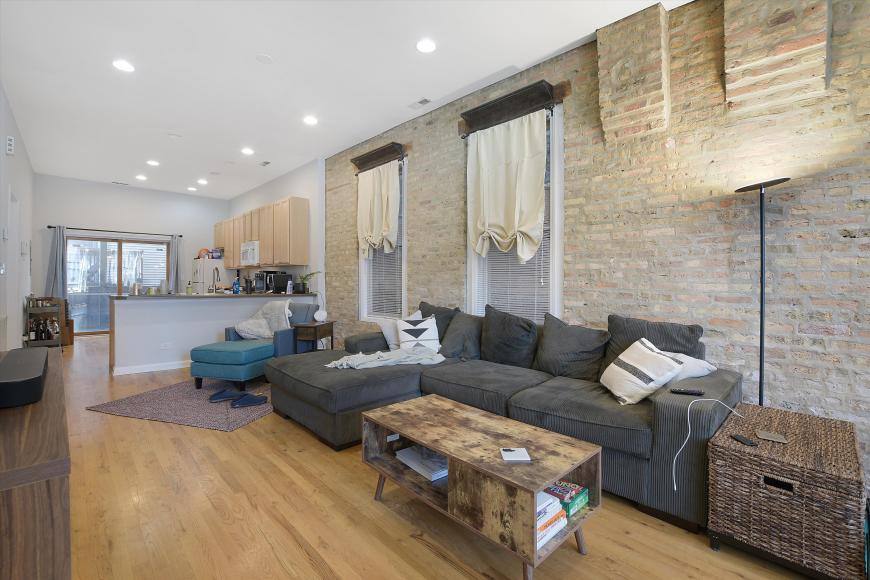 Apartment for rent at 2016 W Wabansia Ave #1F, Chicago, IL 60647