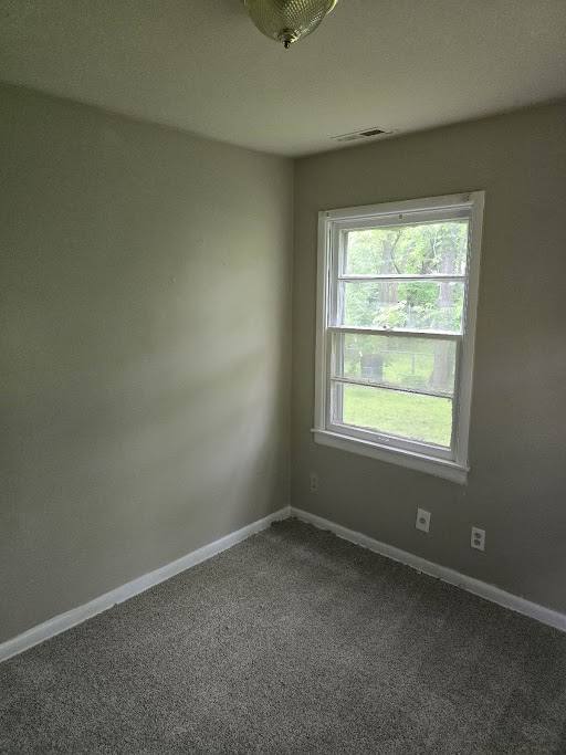 Townhouse for rent at 1718 E 89th St, Kansas City, MO 64131