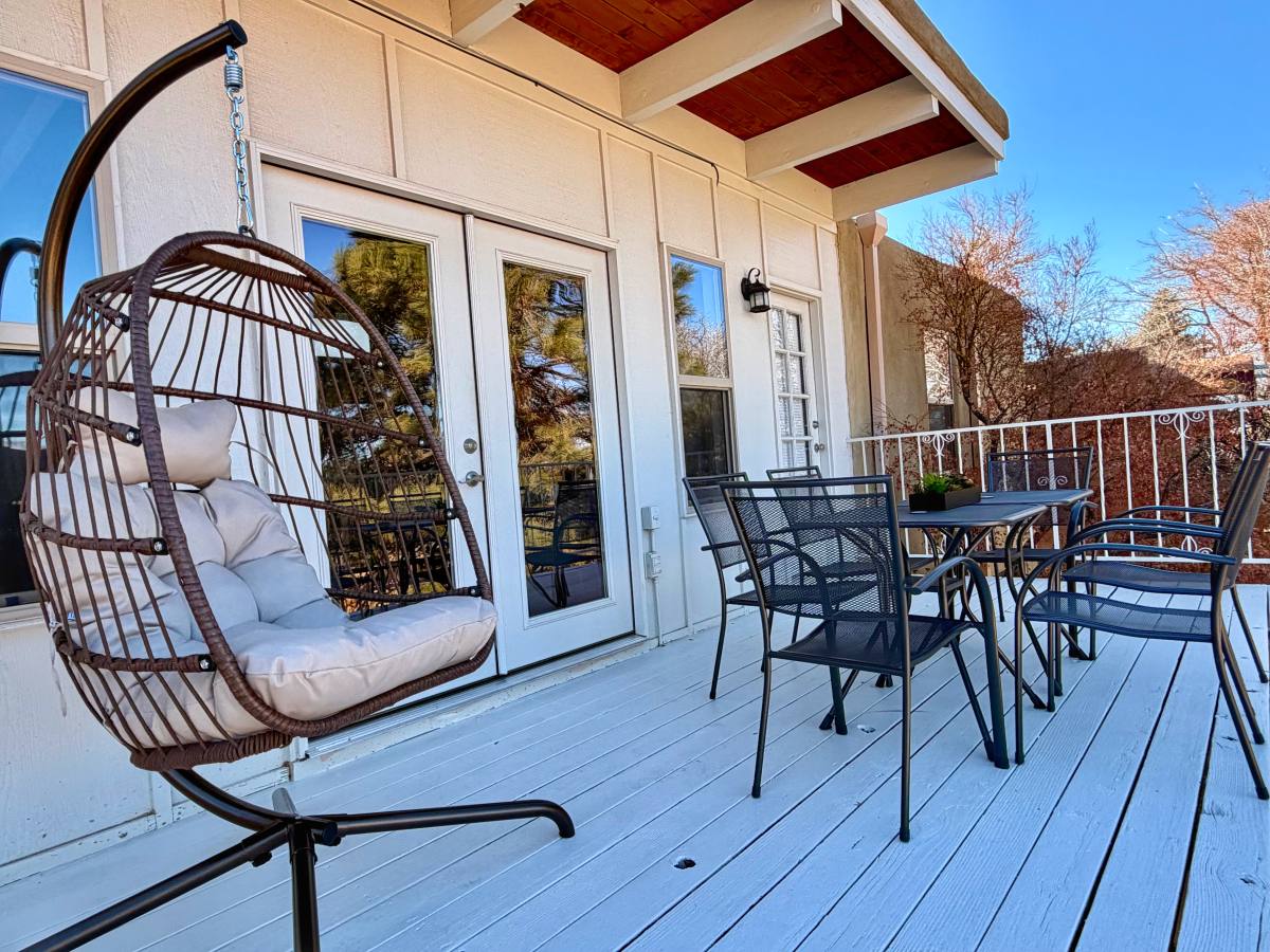 House for rent at 715 Branding Iron Dr SE, Albuquerque, NM 87123