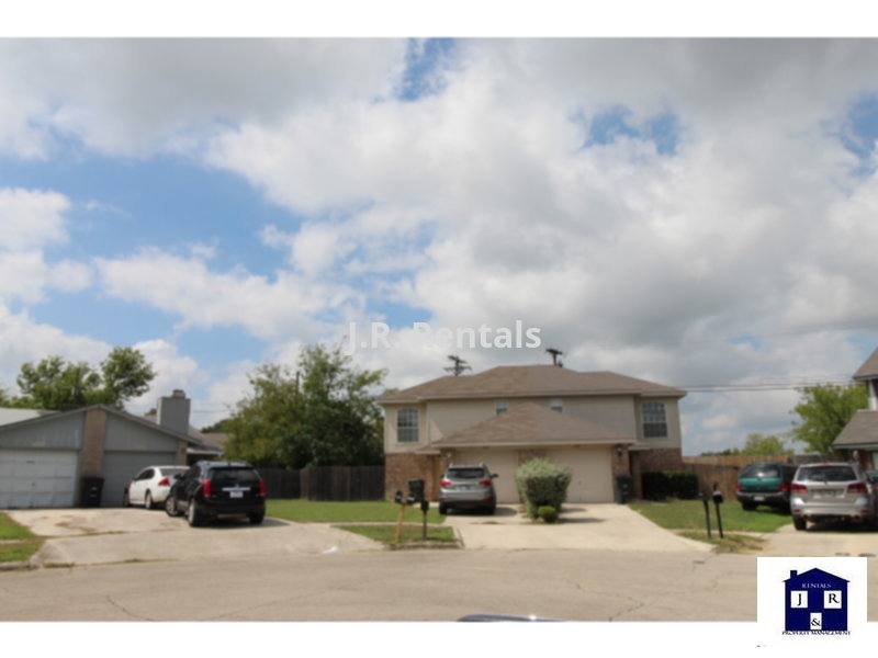 Townhouse for rent at 2412 Skylark Circle, Killeen, TX 76549