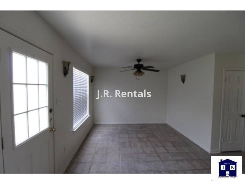 Townhouse for rent at 2412 Skylark Circle, Killeen, TX 76549
