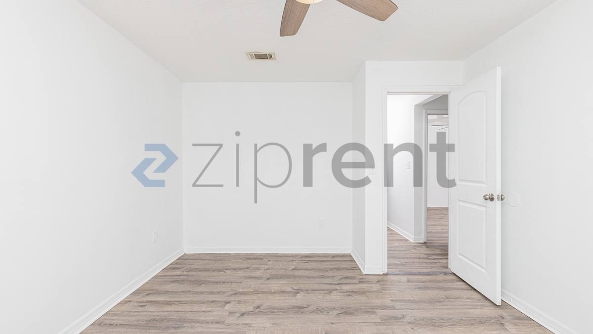 House for rent at 929 Pahoa St, Orlando, FL 32818
