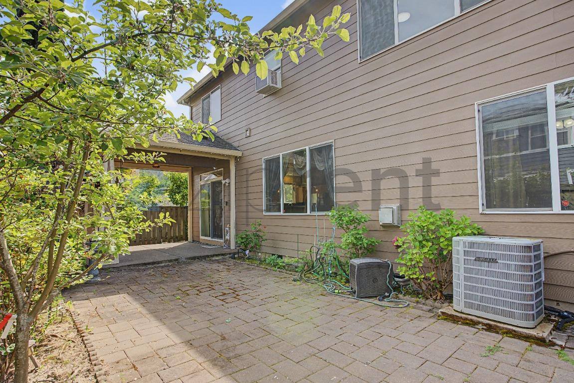 House for rent at 132 NE 63rd Ave, Hillsboro, OR 97124