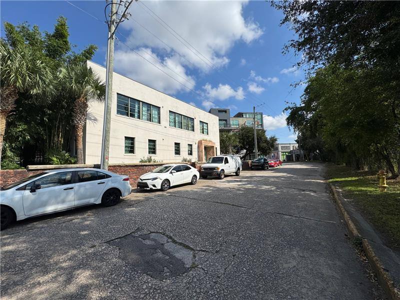Apartment for rent at 528 Selma St #B, Savannah, GA 31401