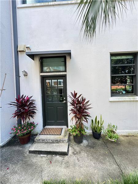 Apartment for rent at 528 Selma St #B, Savannah, GA 31401