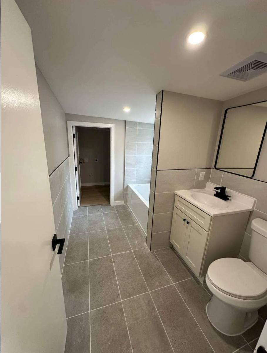 House for rent at 18 Forester Ave #1, Warwick, NY 10990