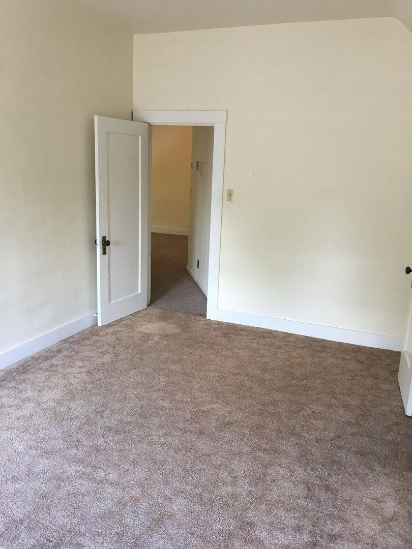 Apartment for rent at 1041 7th St, Charleston, IL 61920