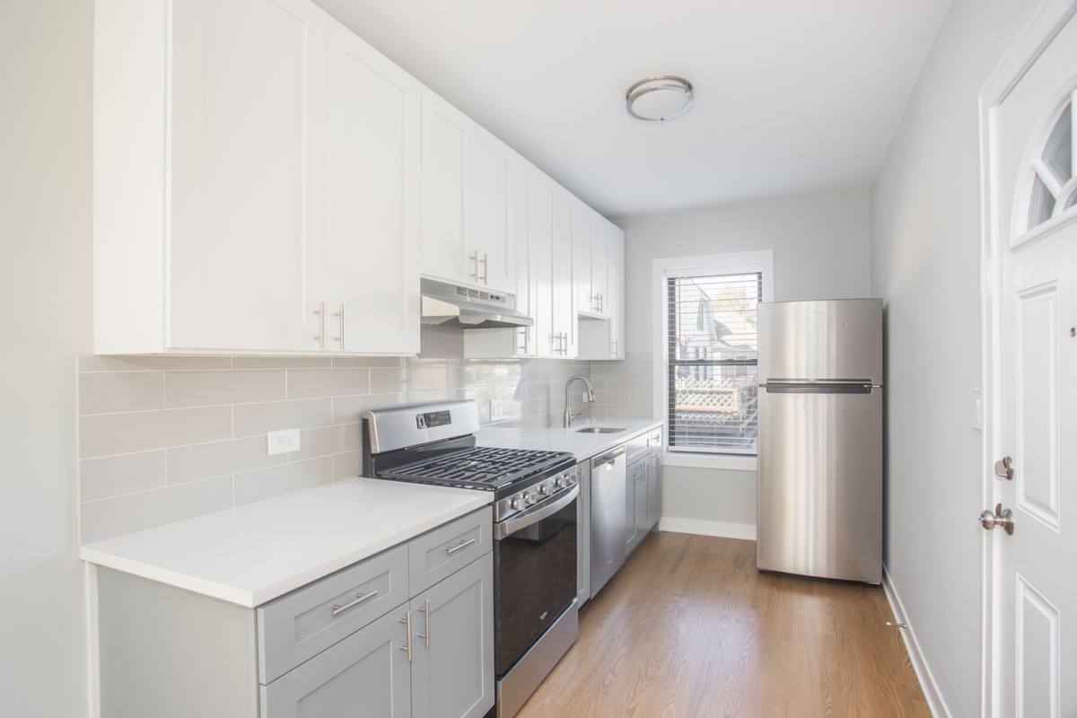 Apartment for rent at 4600 N Winchester Ave, Chicago, IL 60640