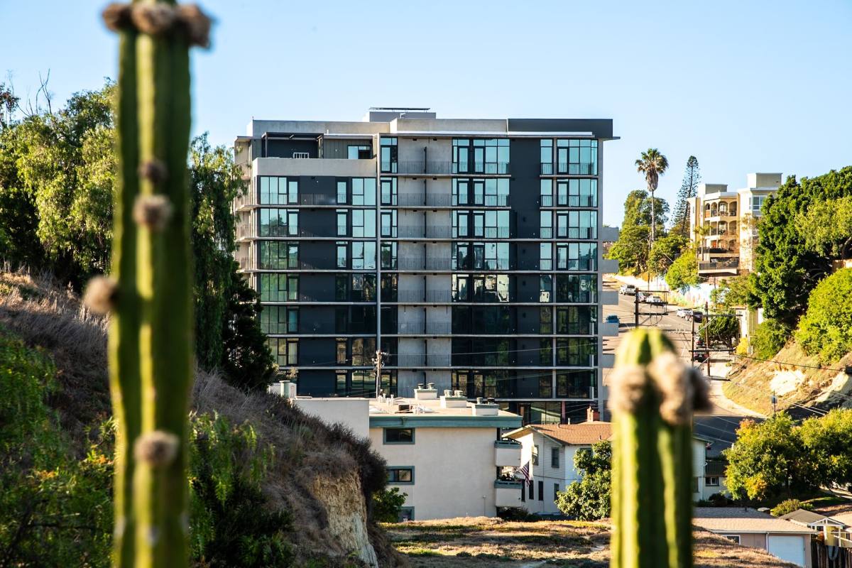 Apartment for rent at 3660 Reynard Way, San Diego, CA 92103