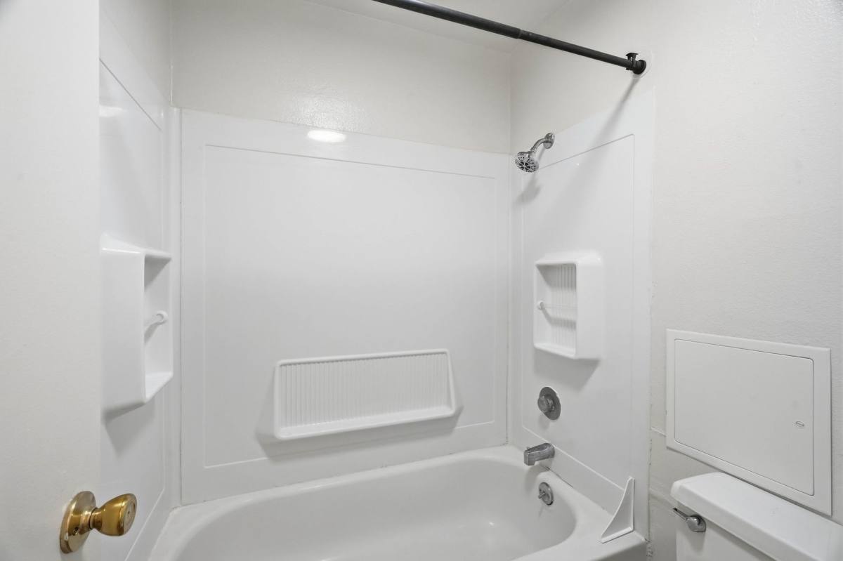 Apartment for rent at 18 & 28 W, Cheney, WA 99004