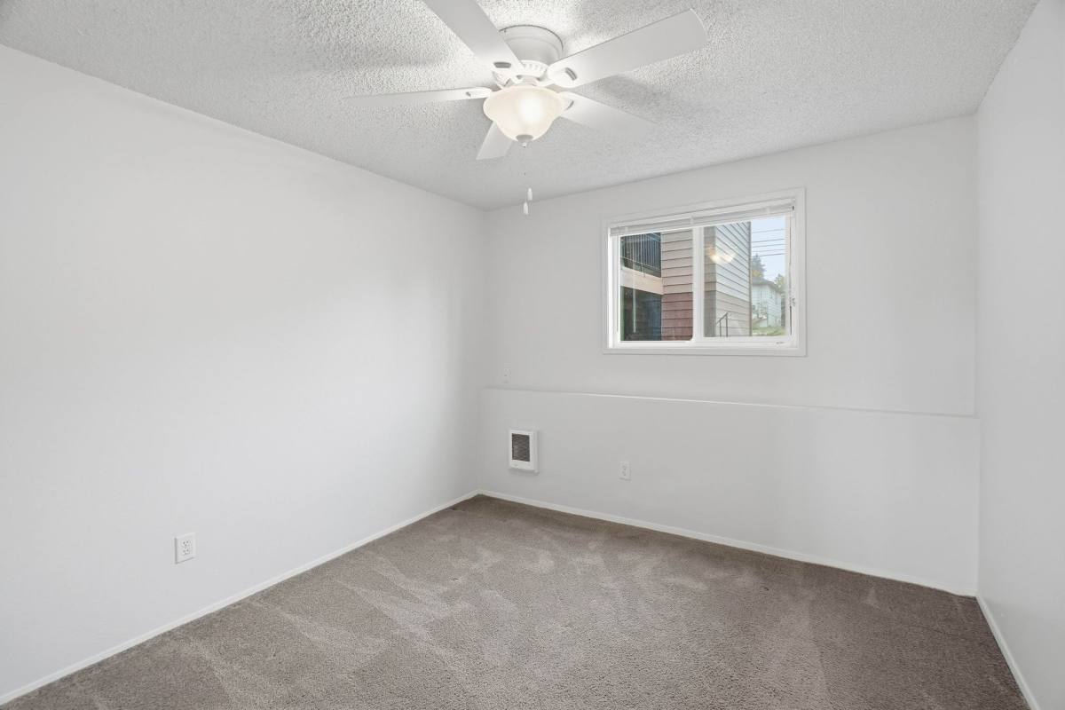 Apartment for rent at 18 & 28 W, Cheney, WA 99004