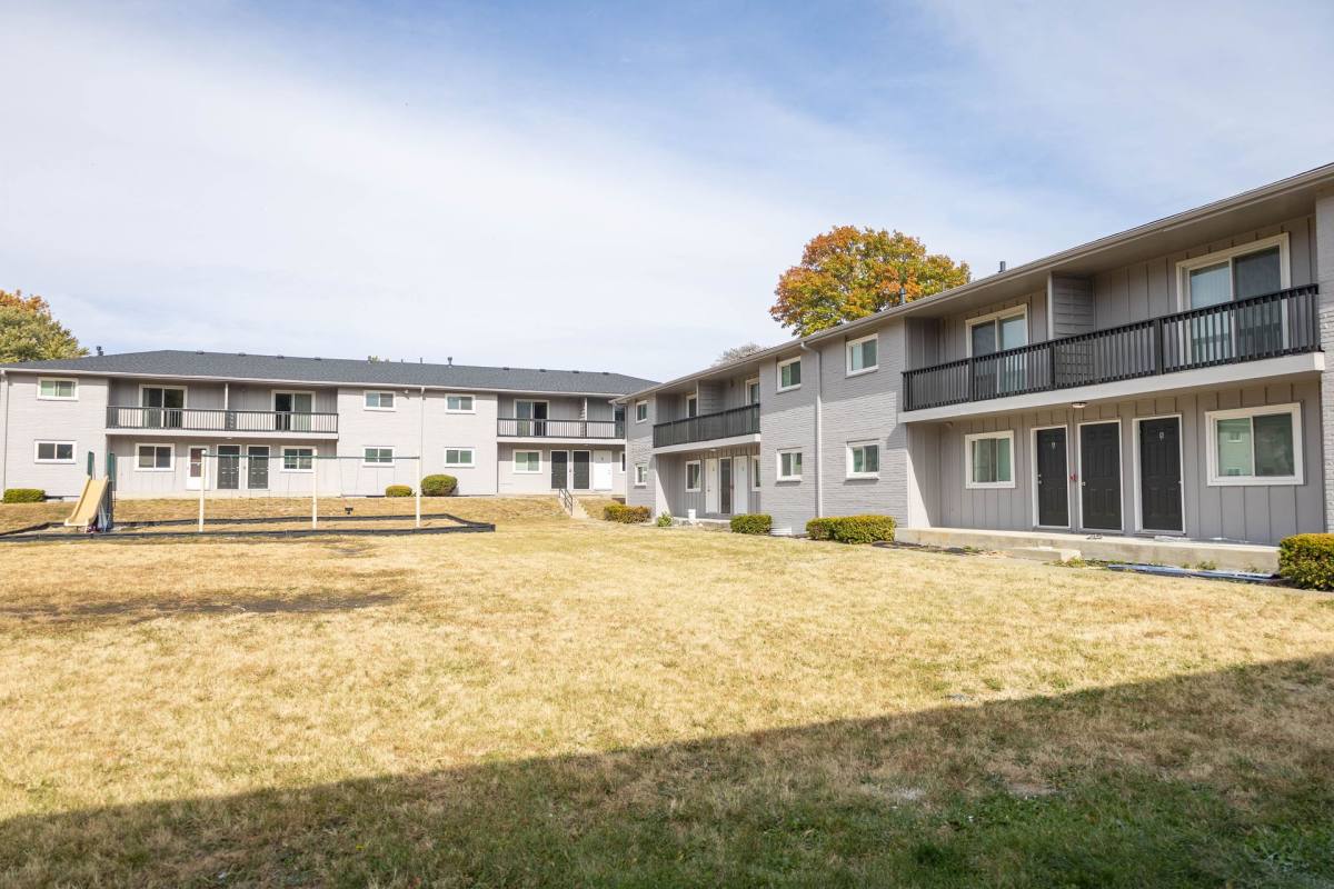 Apartment for rent at 6013 King St, Shawnee, KS 66203
