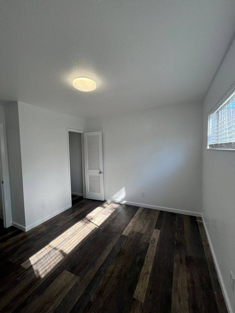 Apartment for rent at 1548 Canal Farm Lane, Los Banos, CA 93635