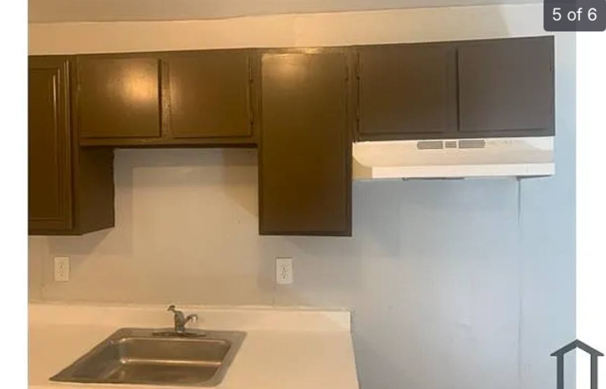 Apartment for rent at 1016-1018 S 52nd St, Philadelphia, PA 19143