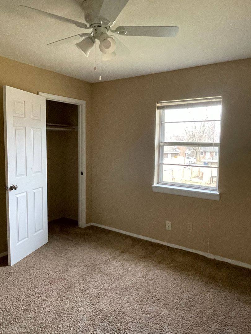 Apartment for rent at 295 Chris Dr, Columbia, MO 65203