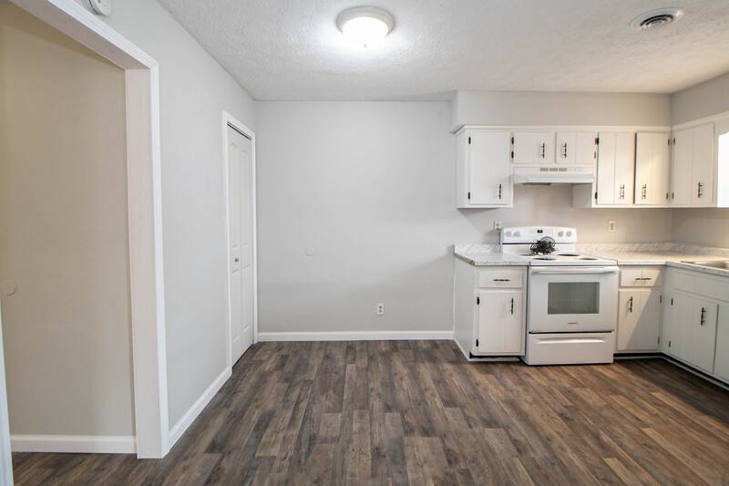 Apartment for rent at 404 -13 Thompsonville Lane, Oak Grove, KY 42262