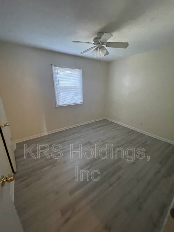Apartment for rent at 611 W Oceanview #6, Norfolk, VA 23503