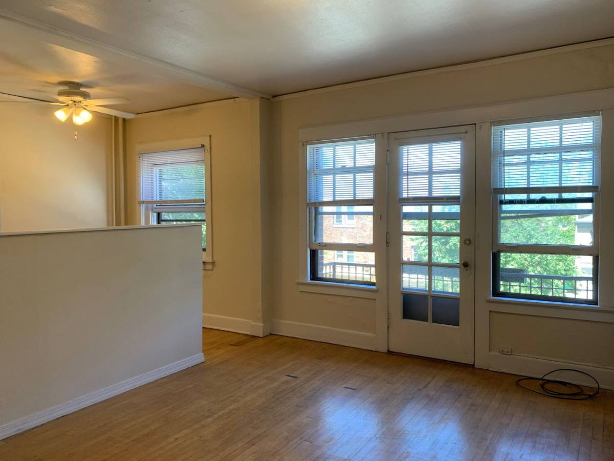 Apartment for rent at 719 E Knapp St, Milwaukee, WI 53202