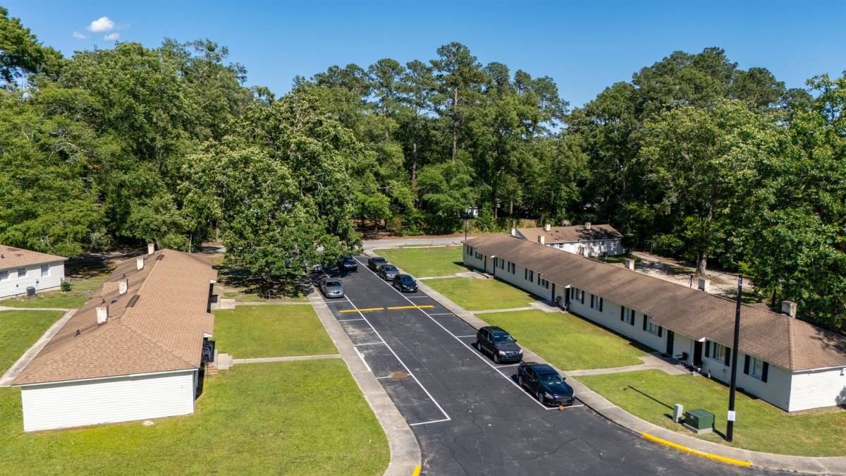 Apartment for rent at 722 Douglas St, Camden, SC 29020