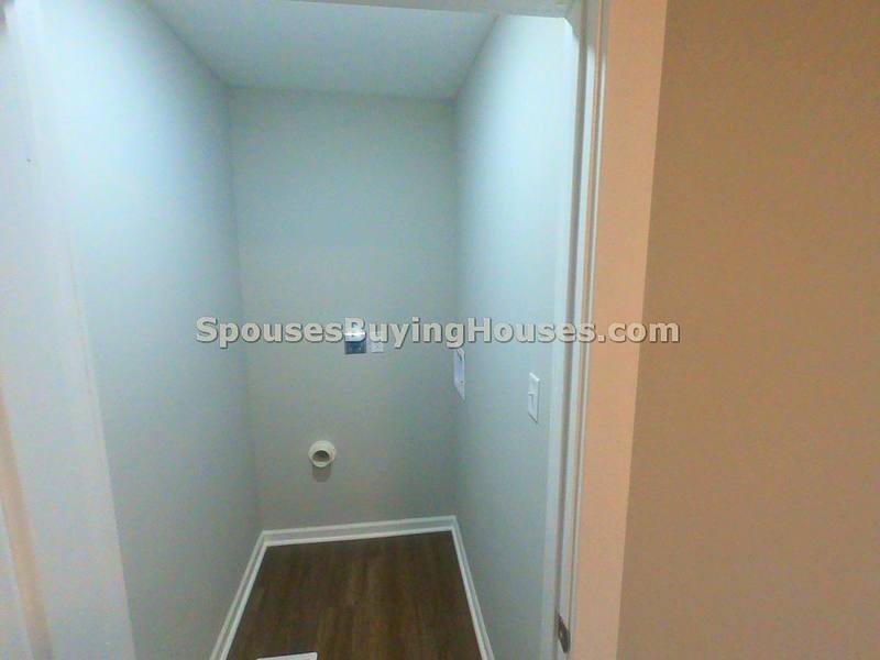 Apartment for rent at 717-719 W 4th St #717, Greenfield, IN 46140