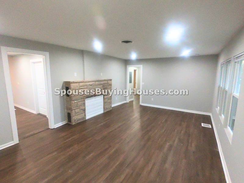 Apartment for rent at 717-719 W 4th St #717, Greenfield, IN 46140