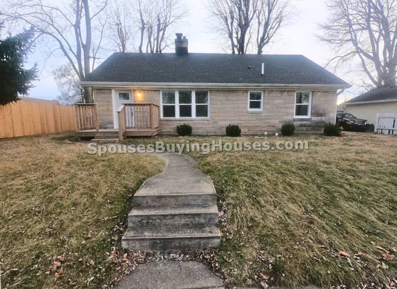 Apartment for rent at 717-719 W 4th St #717, Greenfield, IN 46140