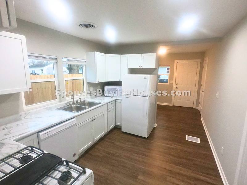 Apartment for rent at 717-719 W 4th St #717, Greenfield, IN 46140